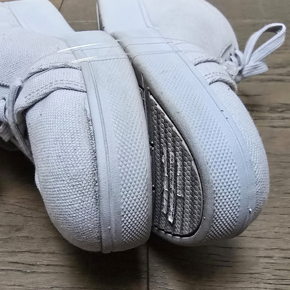 FitFlop Rally Canvas Trainers in Soft Grey - Picture 10 of 14
